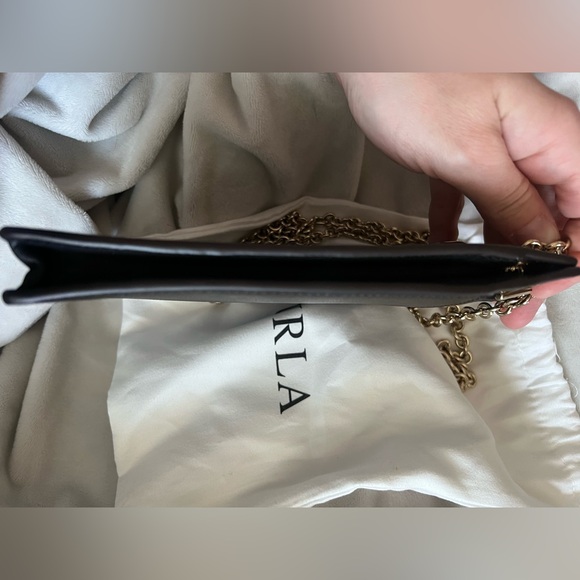 ⭐️FURLA mini crossbody Luxury Bag Like New Genuine Leather,DustBag & Bag ⭐️ - Picture 9 of 17